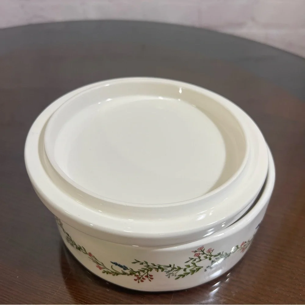 RAE DUNN COLLECTIBLE CERAMICS Trinket Tray “Best Gigi” embossed! Great gift NWOT